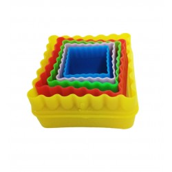 Set 5 forme decupatoare in forma de Patrat, pentru biscuiti sau gogosi, 7 cm, 518COF