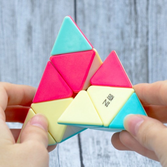 Cub Magic 3x3x3, QiYi Qi Ming Pyraminx Neon SpeedCube, Stickerless, 420CUB-1 