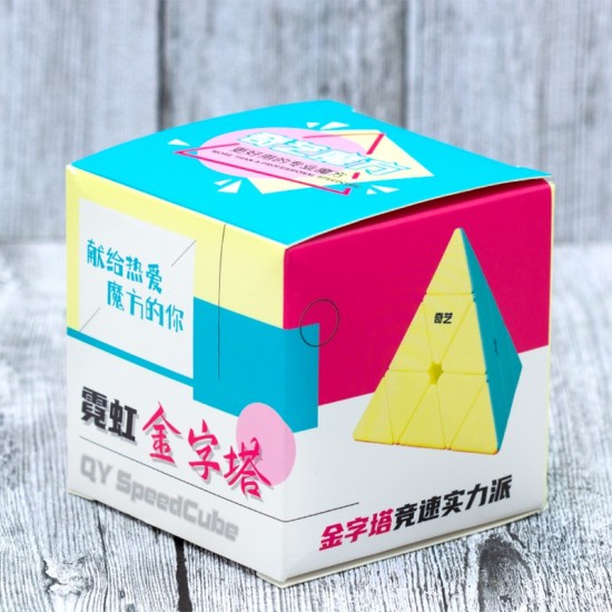 Cub Magic 3x3x3, QiYi Qi Ming Pyraminx Neon SpeedCube, Stickerless, 420CUB-1 