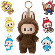 Jucarie de plus Labubu The Monsters – include un plus surpriza si 6 stickere Labubu waterproof pentru telefon, LA1