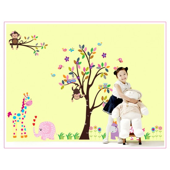 Sticker decorativ, copacel cu animalute 180 cm, 57STK