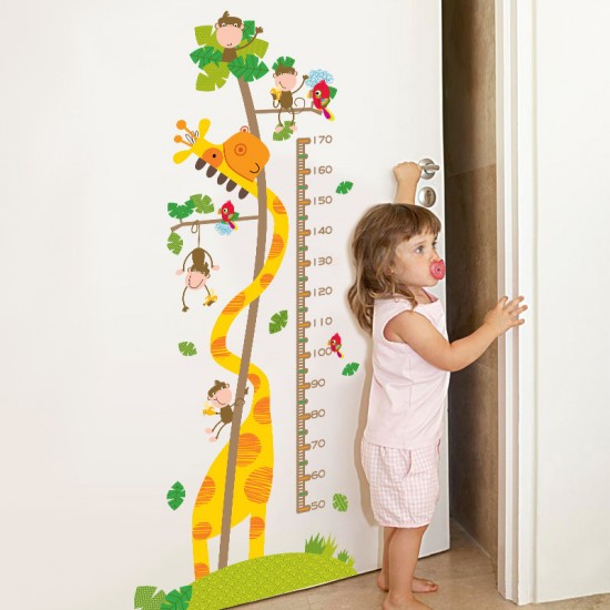 Sticker decorativ, masuratoare cu  girafa si maimutele 160 cm, 61STK