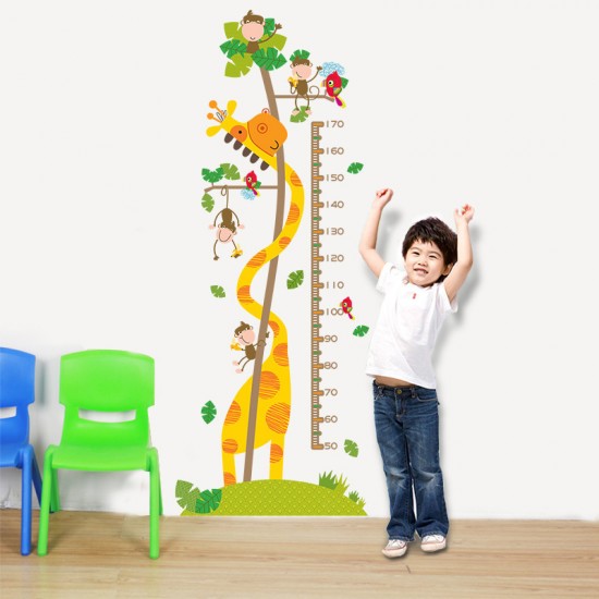 Sticker decorativ, masuratoare cu  girafa si maimutele 160 cm, 61STK
